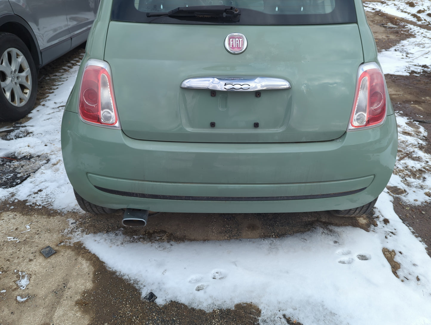 2012-2017 Fiat 500 Rear Bumper Assembly Oem - Oemusedautoparts1.com