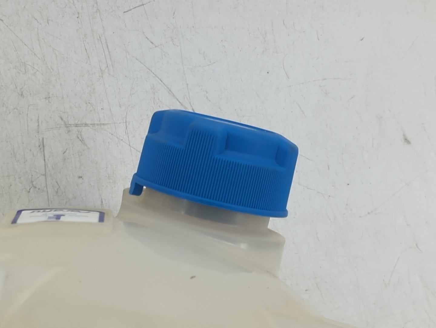 2014-2017 Fiat 500 Radiator Coolant Overflow Expansion Tank Bottle - Oemusedautoparts1.com
