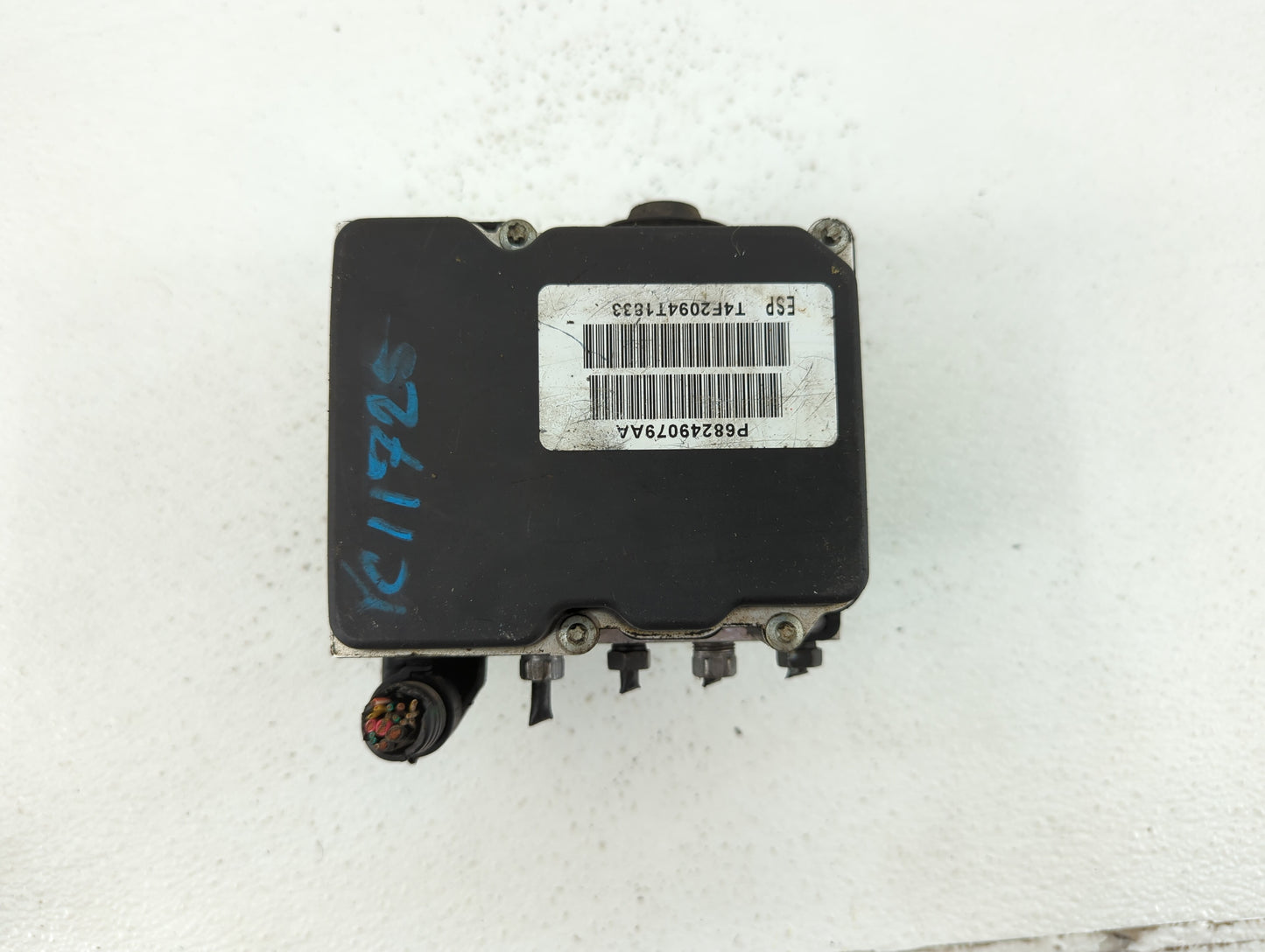 2012-2013 Fiat 500 ABS Pump Control Module Replacement P/N:68249079AA 68073251AG Fits Fits 2012 2013 OEM Used Auto Parts - O