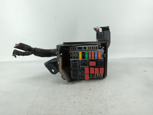 2012-2017 Fiat 500 Fusebox Fuse Box Panel Relay Module P/N:53100999 Fits Fits 2012 2013 2014 2015 2016 2017 OEM Used Auto Parts