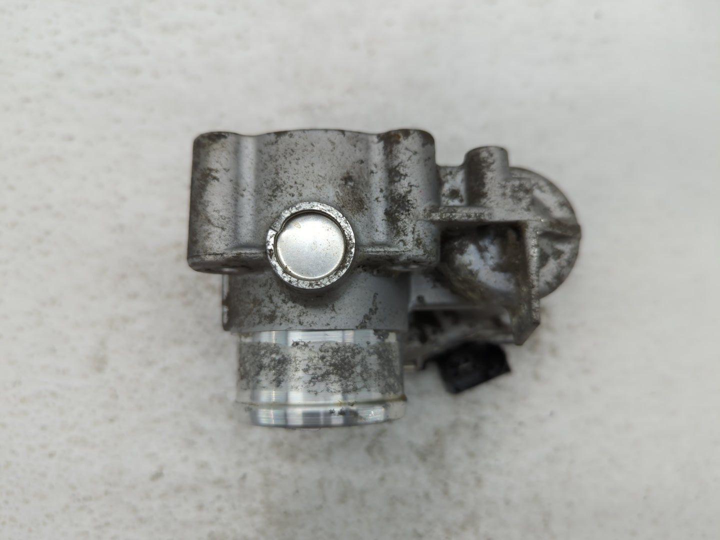 2012-2017 Fiat 500 Throttle Body P/N:0 280 750 568 Fits Fits 2012 2013 2014 2015 2016 2017 OEM Used Auto Parts - Oemusedauto