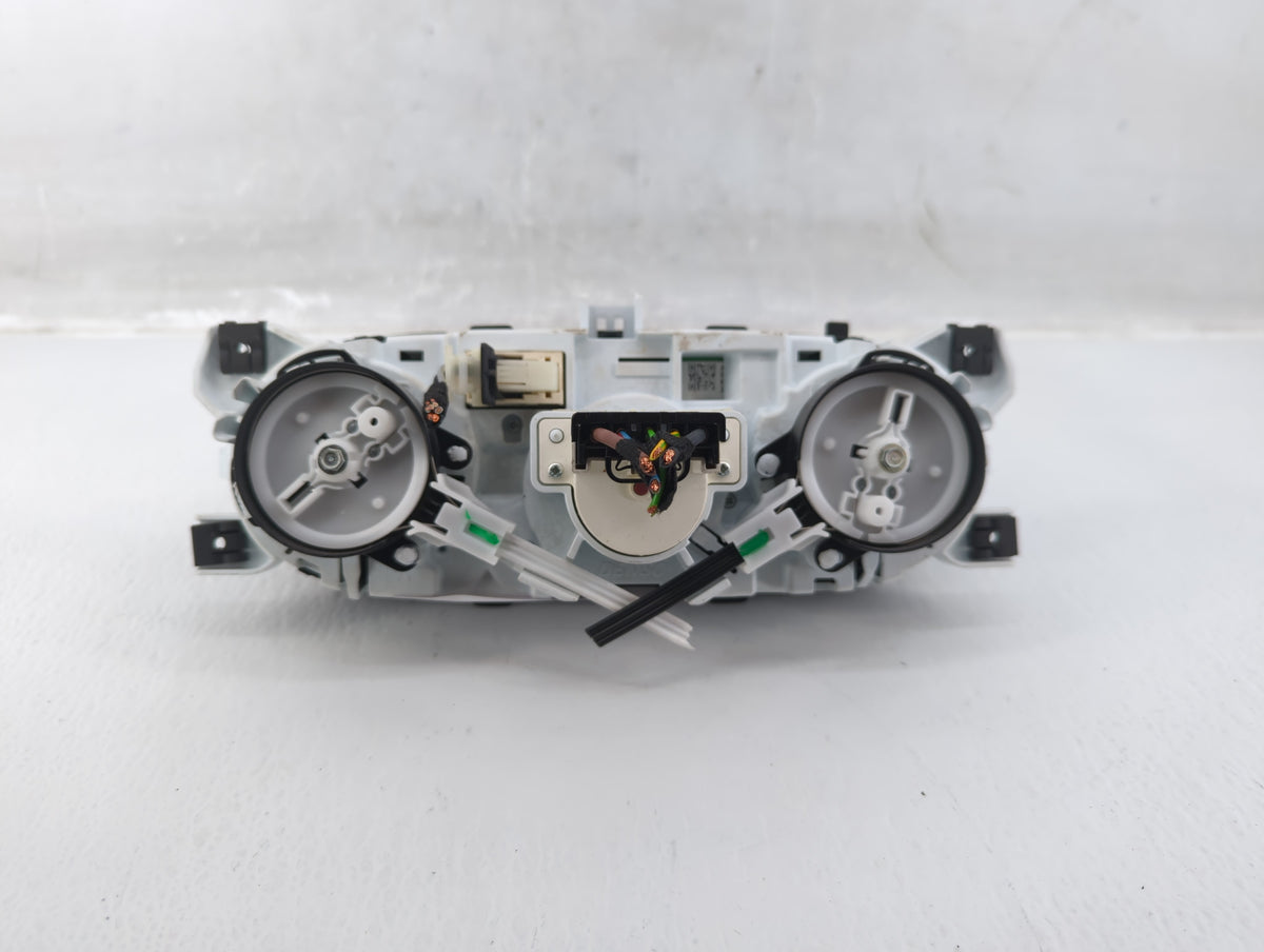 2014-2017 Fiat 500 Climate Control Module Temperature AC/Heater Replacement P/N:735613726 Fits Fits 2014 2015 2016 2017 OEM 
