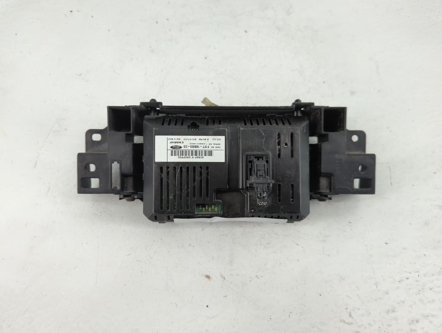 2015 Ford C-Max Radio AM FM Cd Player Receiver Replacement P/N:F1FT-18B955-CG Fits OEM Used Auto Parts - Oemusedautoparts1.c