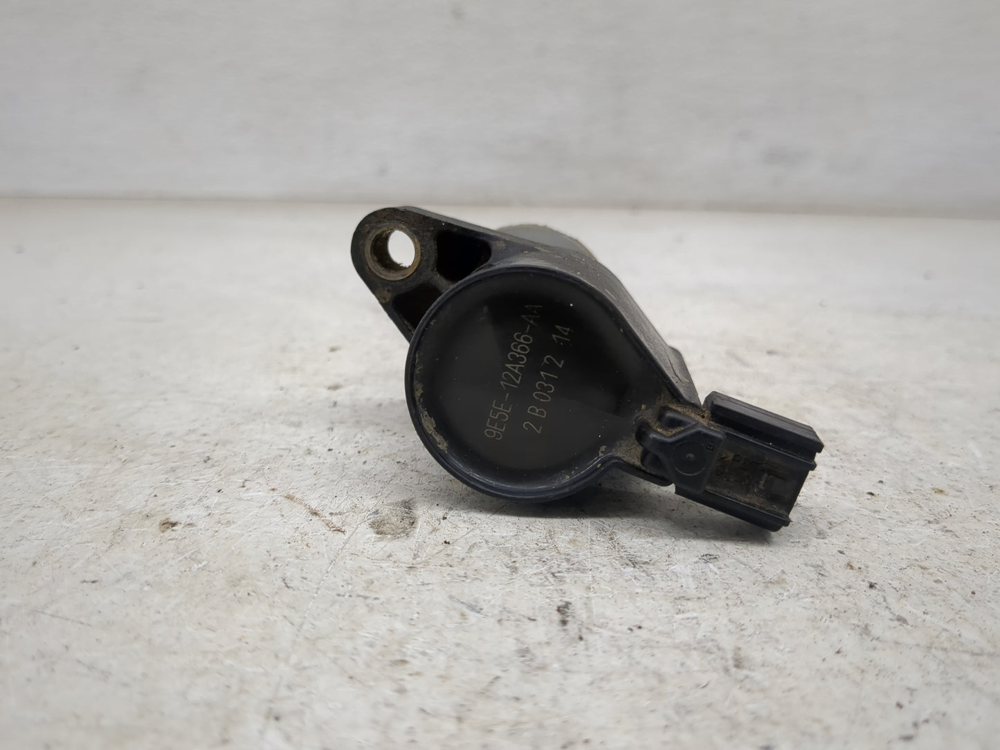 2013-2018 Ford C-max Ignition Coil Igniter Pack 1467279 - Oemusedautoparts1.com