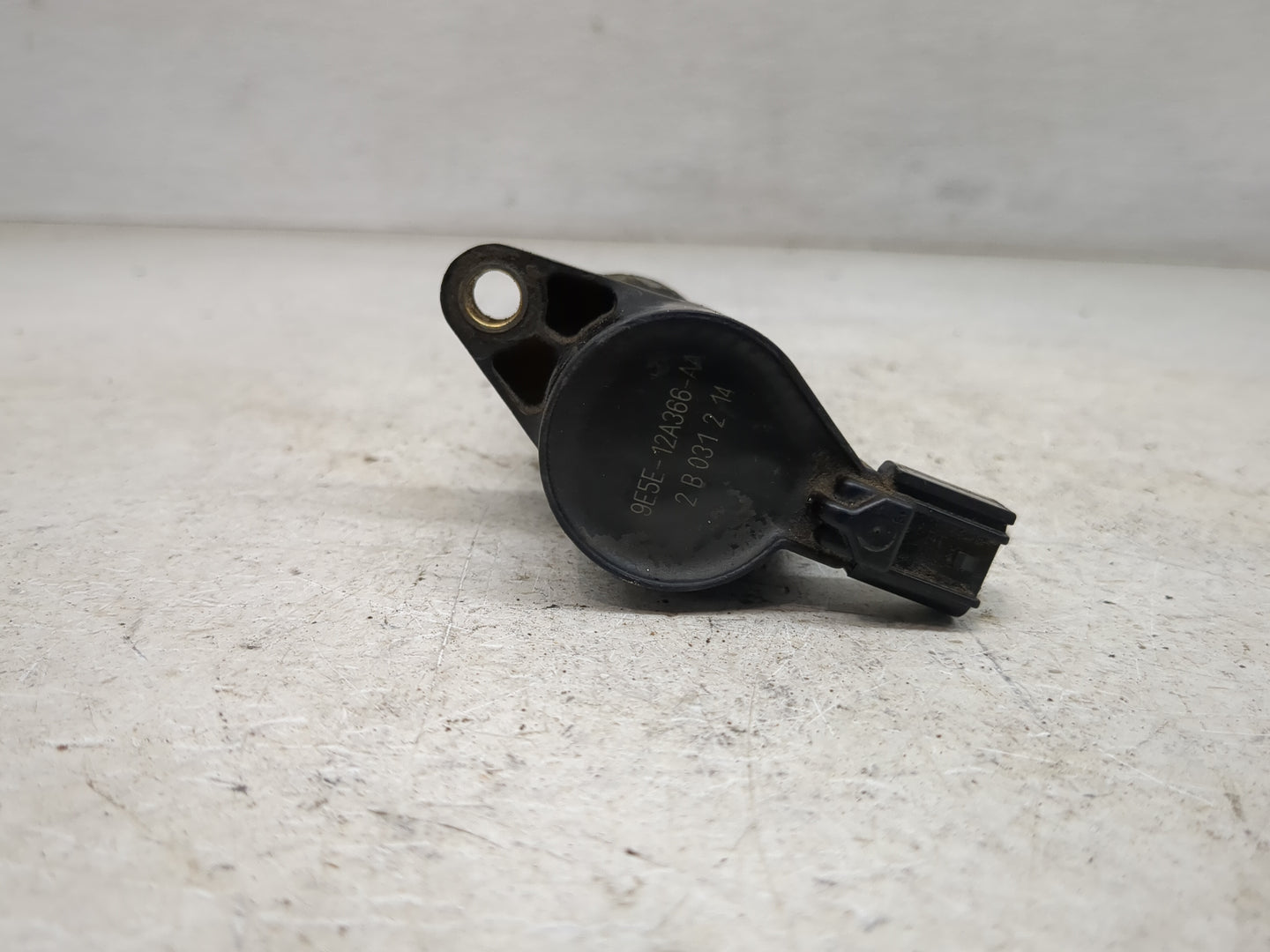 2013-2018 Ford C-max Ignition Coil Igniter Pack 1467292 - Oemusedautoparts1.com