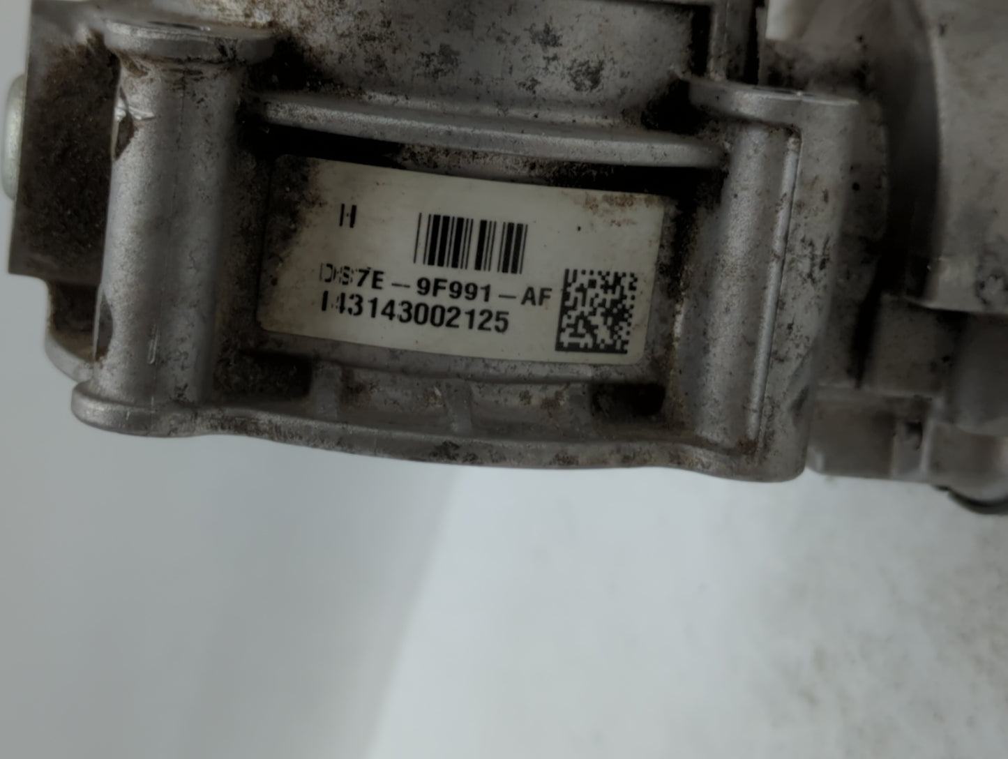2013-2018 Ford C-Max Throttle Body P/N:DS7E-9F991-AK DS7E-9F991-AD Fits Fits 2013 2014 2015 2016 2017 2018 2019 2020 OEM Use