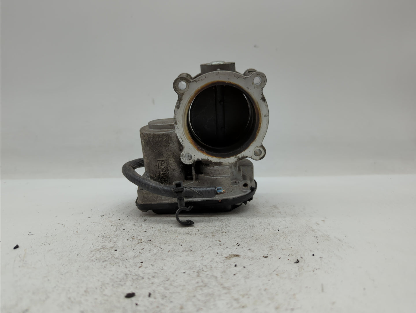 2013-2018 Ford C-Max Throttle Body P/N:DS7E-9F991-AK DS7E-9F991-AD Fits Fits 2013 2014 2015 2016 2017 2018 2019 2020 OEM Use