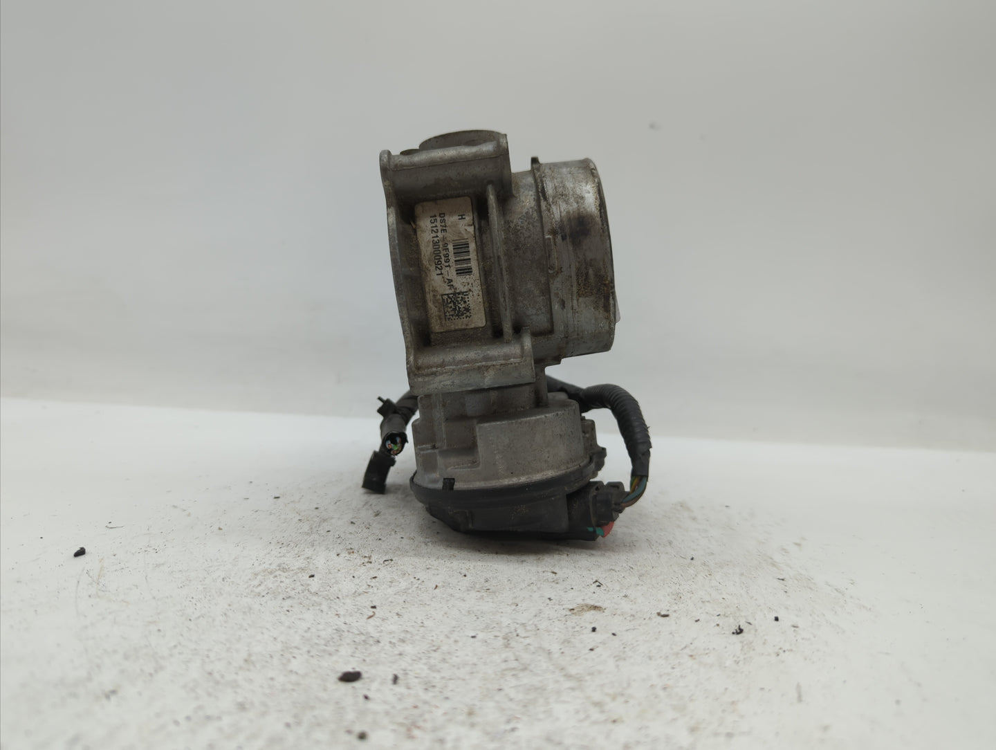 2013-2018 Ford C-Max Throttle Body P/N:DS7E-9F991-AK DS7E-9F991-AD Fits Fits 2013 2014 2015 2016 2017 2018 2019 2020 OEM Use
