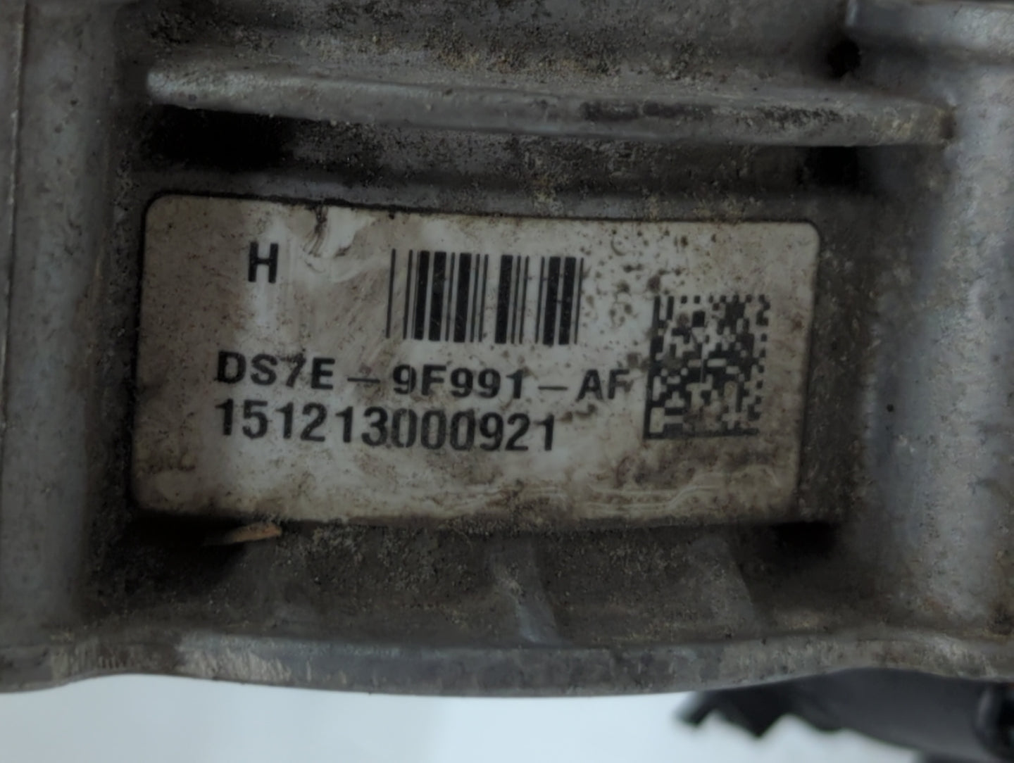 2013-2018 Ford C-Max Throttle Body P/N:DS7E-9F991-AK DS7E-9F991-AD Fits Fits 2013 2014 2015 2016 2017 2018 2019 2020 OEM Use