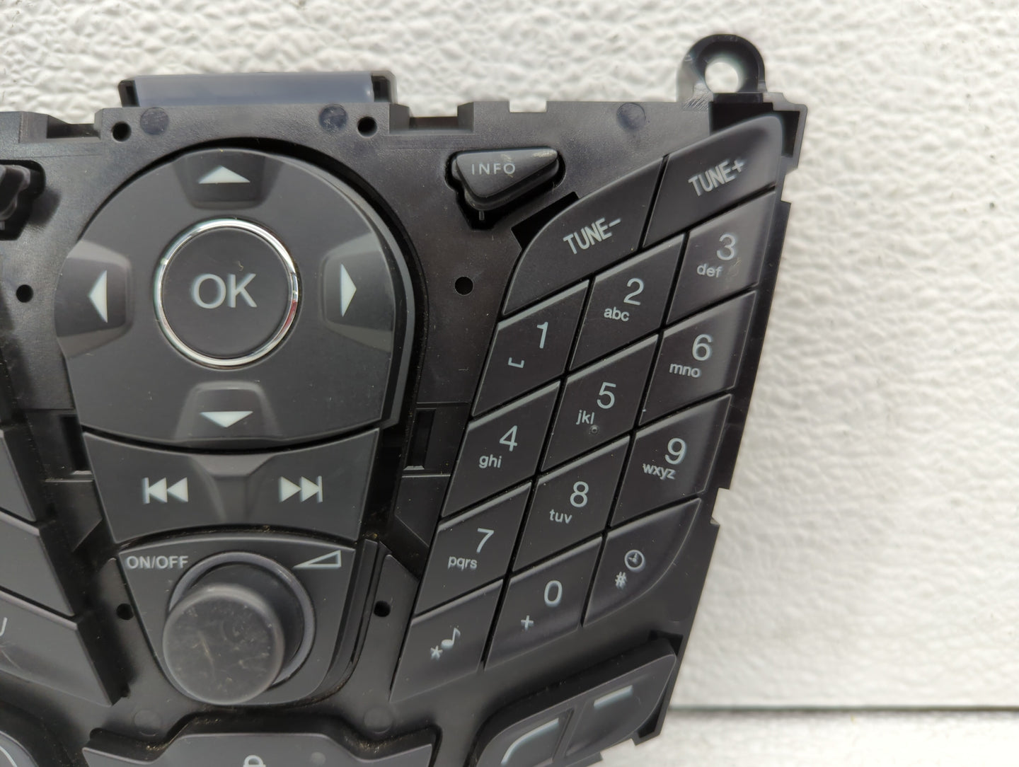 2013-2016 Ford C-max Radio Control Panel - Oemusedautoparts1.com