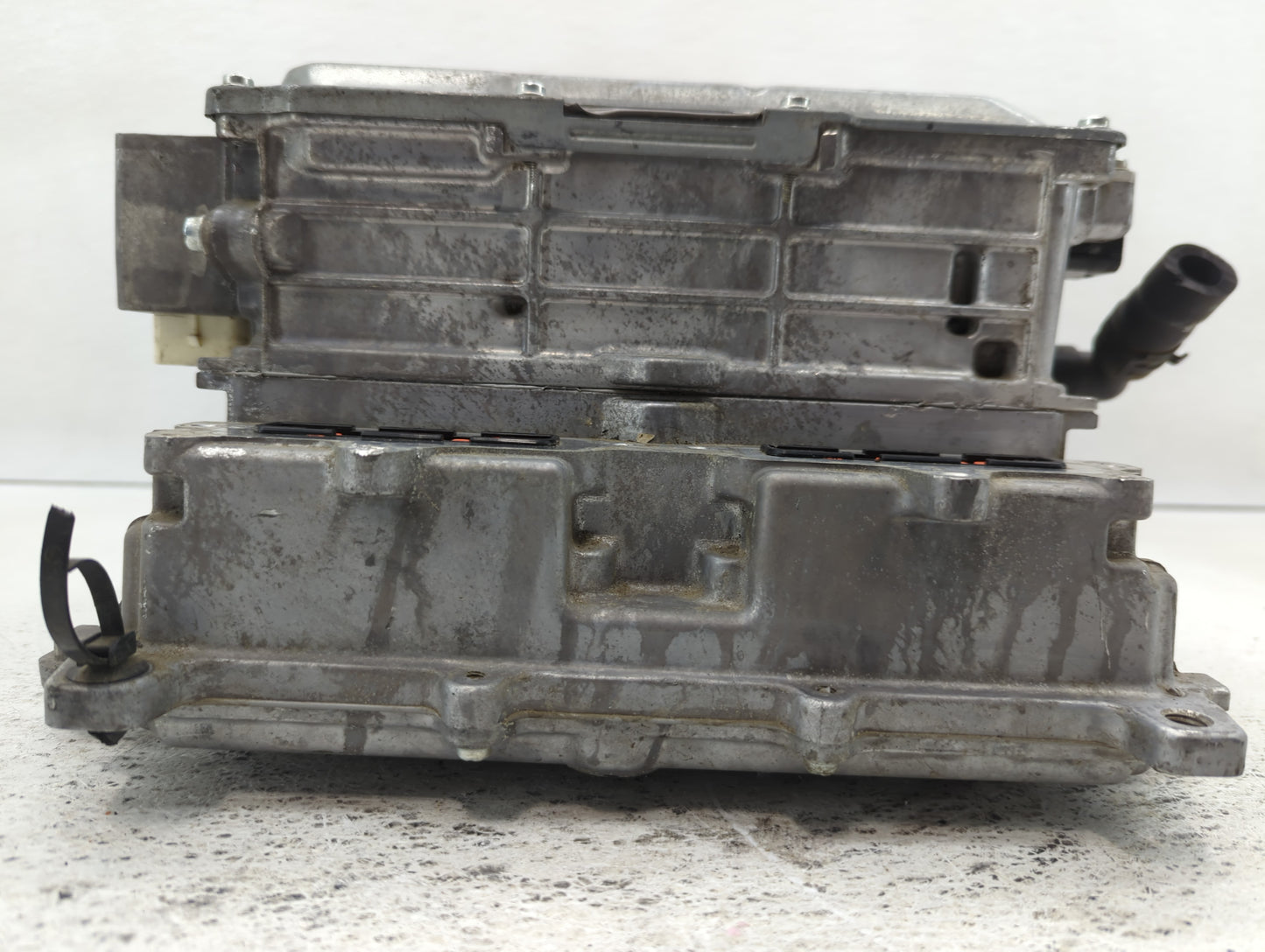 2013-2018 Ford C-Max Hybrid DC Synergy Drive Power Inverter P/N:FM58-7B012-YB Fits Fits 2013 2014 2015 2016 2017 2018 OEM Us