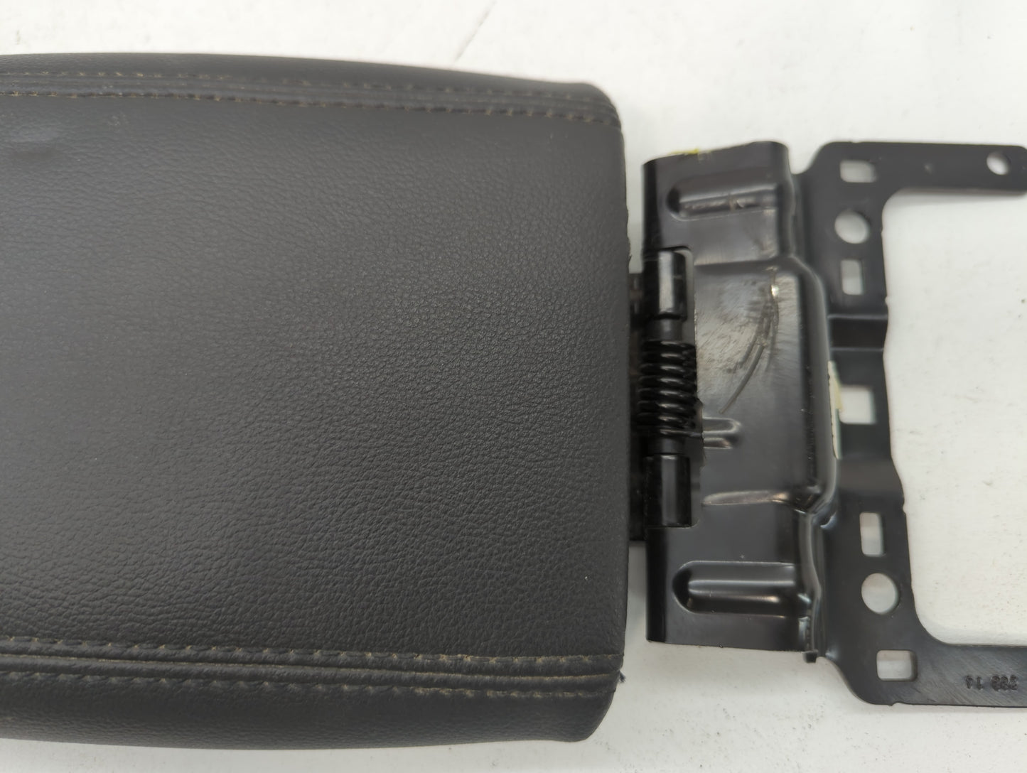 2013-2018 Ford C-max Center Console Armrest Cover Lid - Oemusedautoparts1.com
