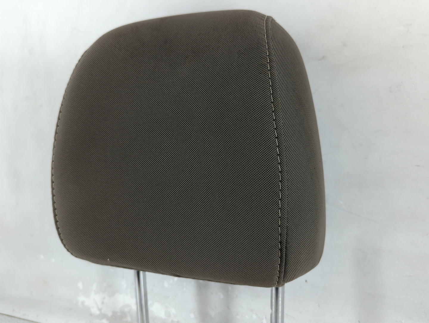 2013-2018 Ford C-Max Headrest Head Rest Front Driver Passenger Seat Fits Fits 2013 2014 2015 2016 2017 2018 OEM Used Auto Pa