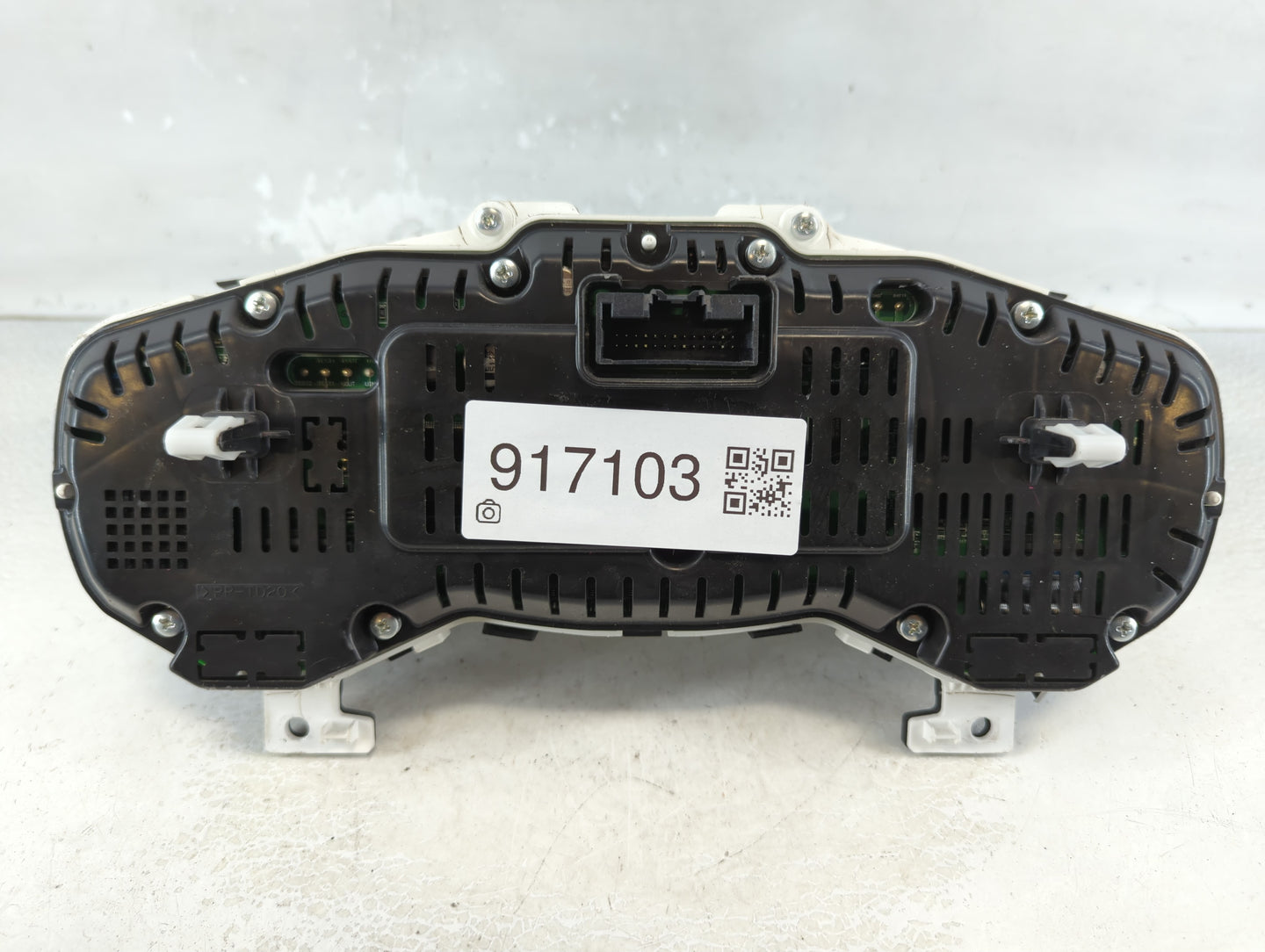 2015-2018 Ford C-Max Instrument Cluster Speedometer Gauges Fits Fits 2015 2016 2017 2018 OEM Used Auto Parts - Oemusedautopa
