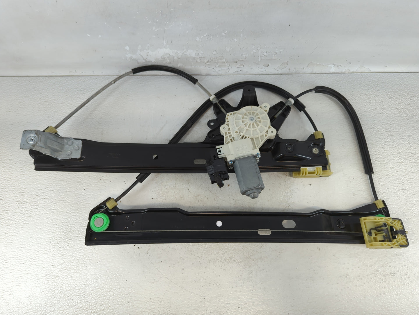 2013-2018 Ford C-max Driver Left Front Window Regulator 917108 - Oemusedautoparts1.com
