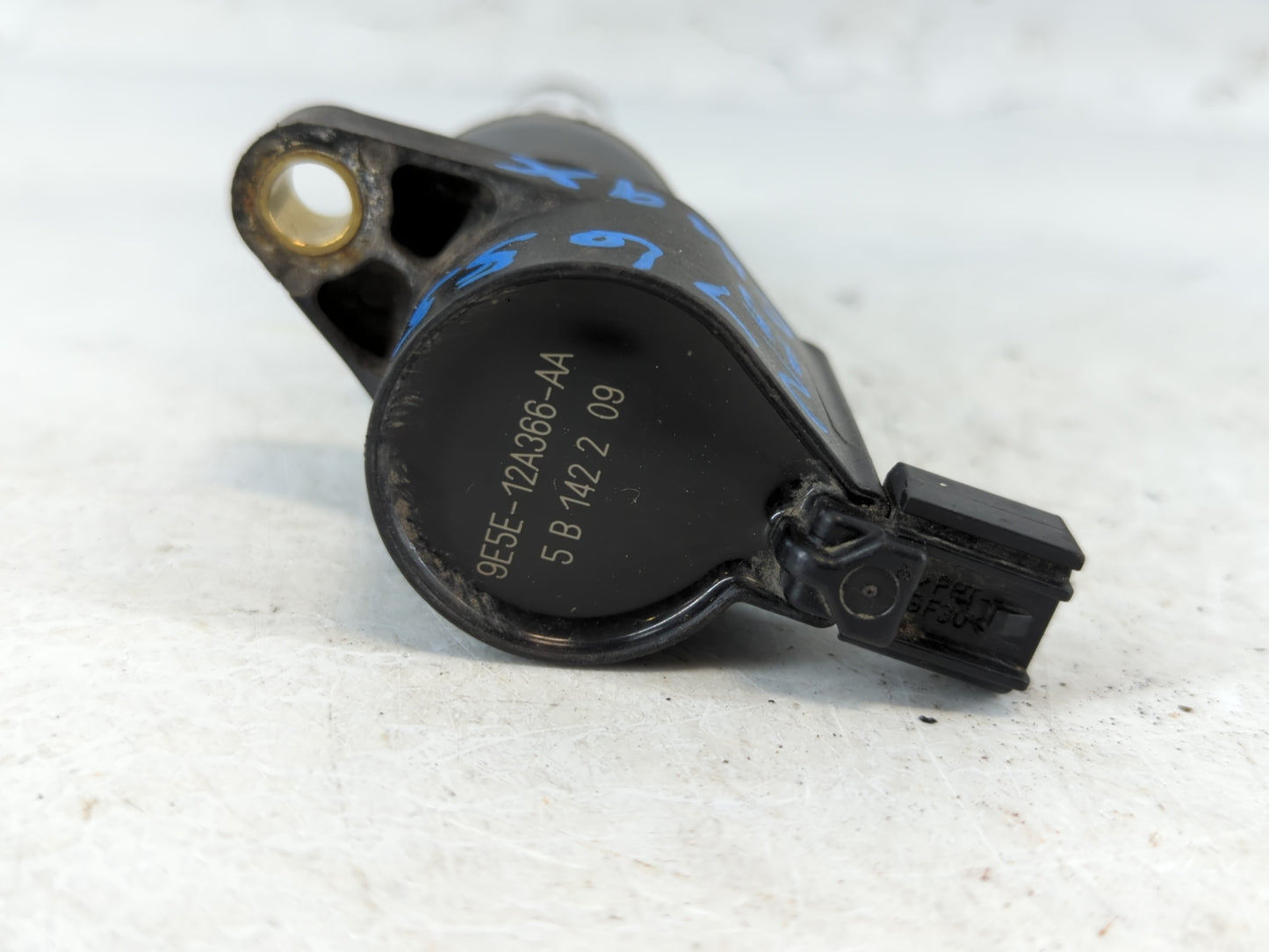 2013-2018 Ford C-max Ignition Coil Igniter Pack - Oemusedautoparts1.com
