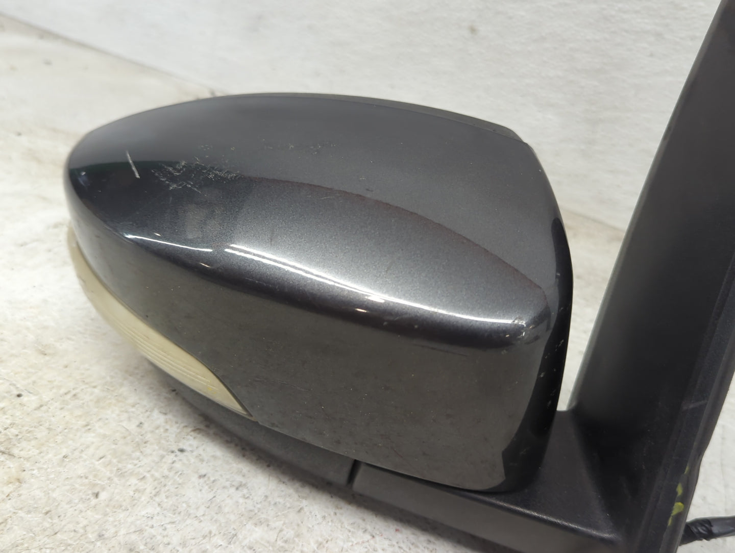 2015 Ford Cmax Passenger Side View Mirror - Right Door Mirror OEM Used - Oemusedautoparts1.com