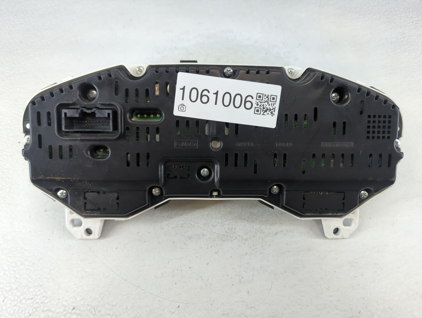 2015 Ford Edge Instrument Cluster Speedometer Gauges P/N:FT4T-10849-CH Fits OEM Used Auto Parts - Oemusedautoparts1.com