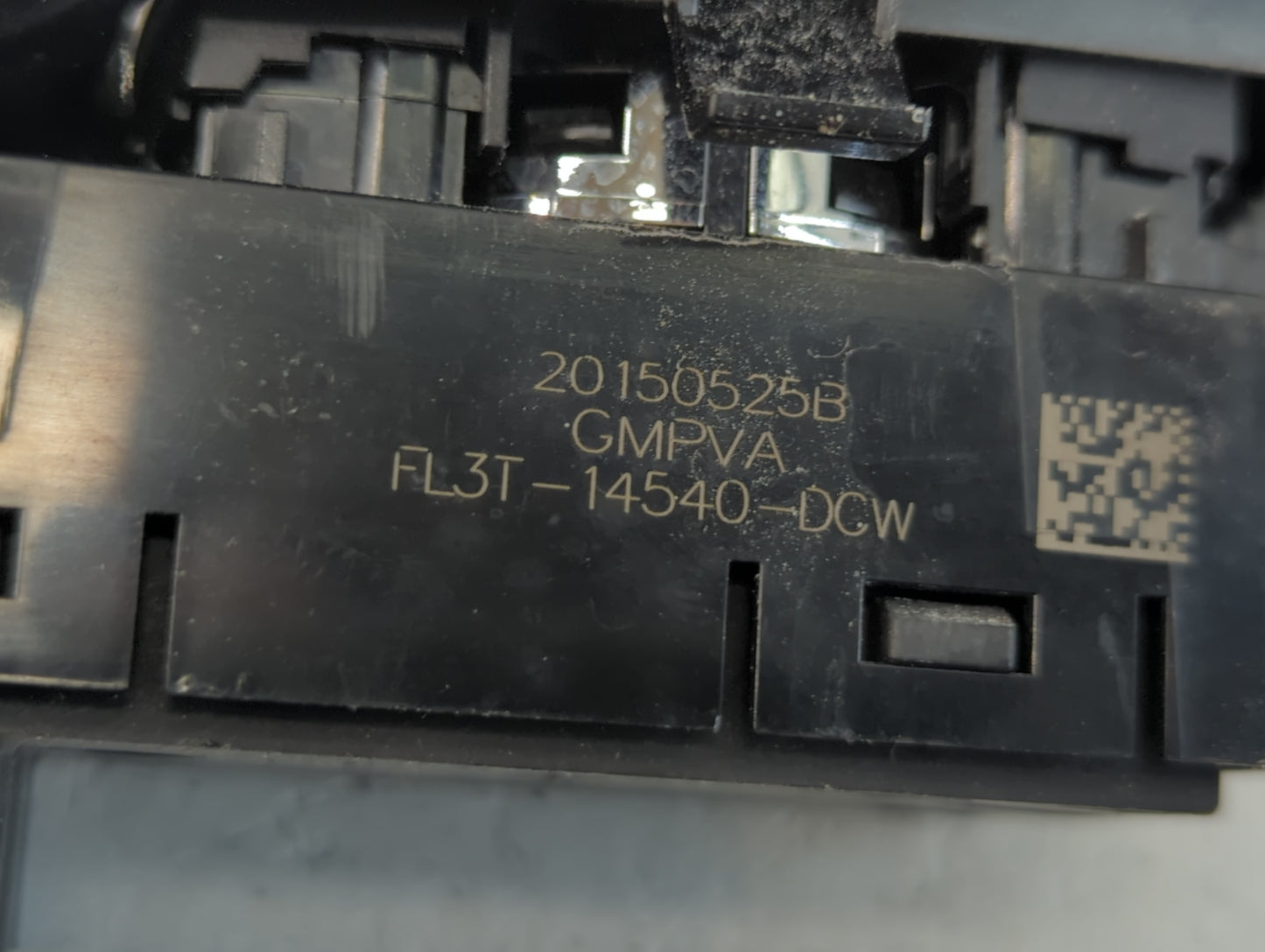 2015-2020 Ford Edge Master Power Window Switch Replacement Driver Side Left P/N:FL3T-14540-DCW Fits OEM Used Auto Parts - Oe