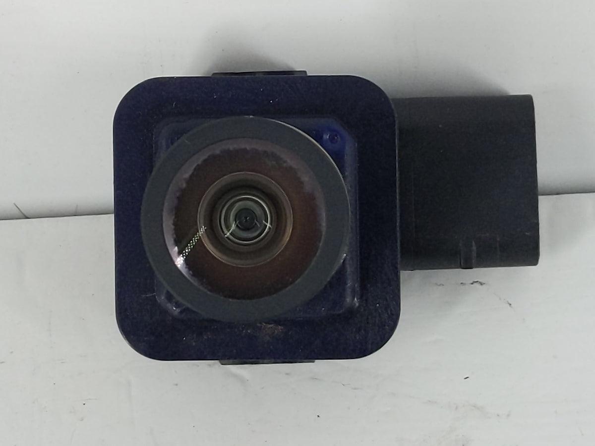 2015 Ford Edge Liftgate Mounted Rear View Camera - Oemusedautoparts1.com
