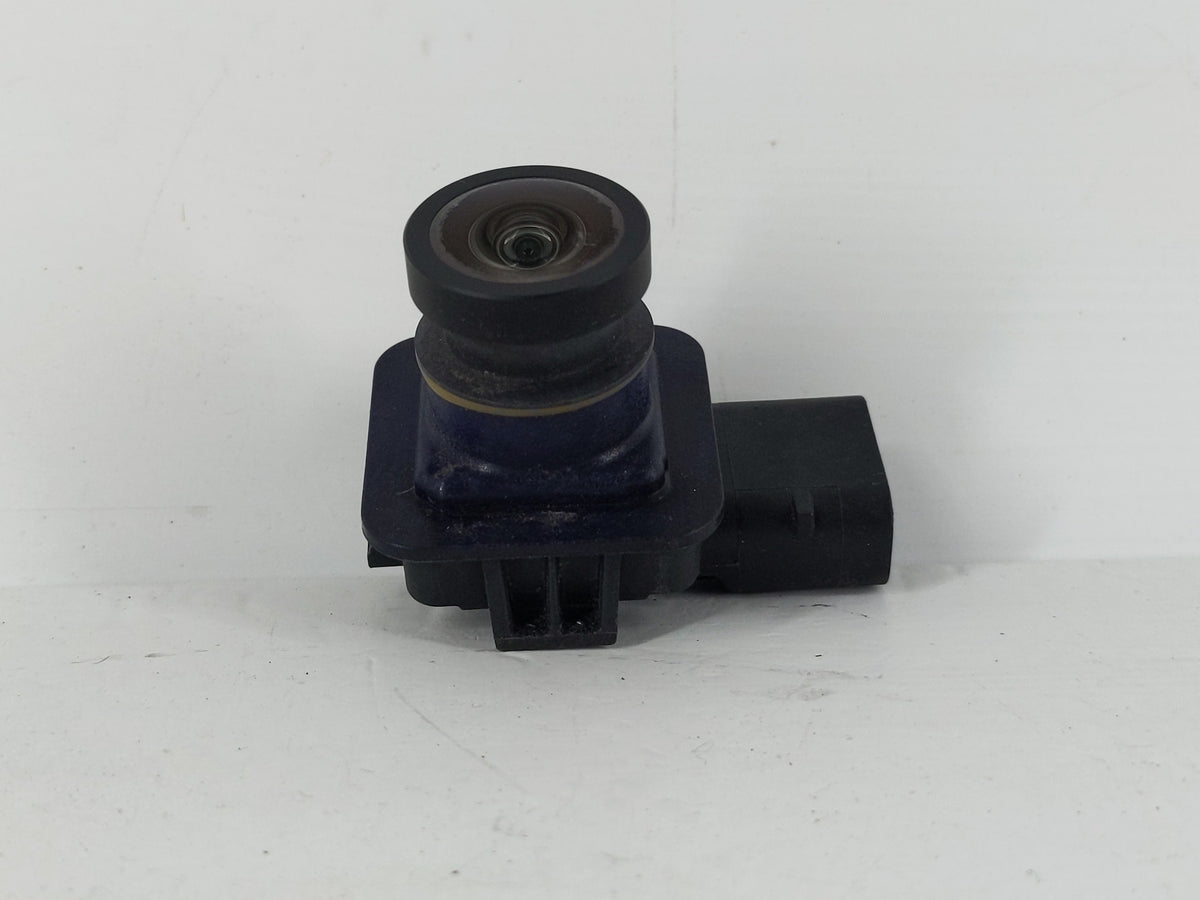 2015 Ford Edge Liftgate Mounted Rear View Camera - Oemusedautoparts1.com