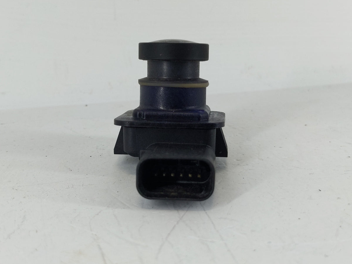 2015 Ford Edge Liftgate Mounted Rear View Camera - Oemusedautoparts1.com