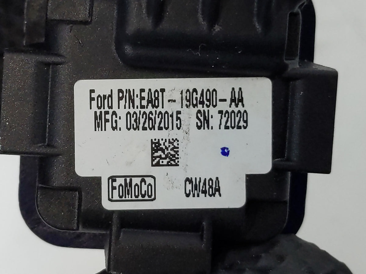 2015 Ford Edge Liftgate Mounted Rear View Camera - Oemusedautoparts1.com