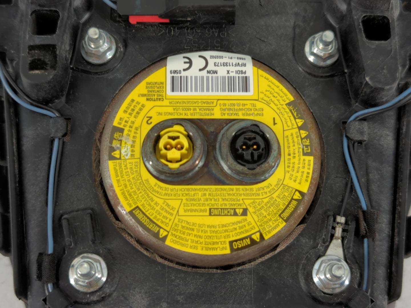 2015-2020 Ford Edge Air Bag Driver Left Steering Wheel Mounted Fits Fits 2015 2016 2017 2018 2019 2020 OEM Used Auto Parts -