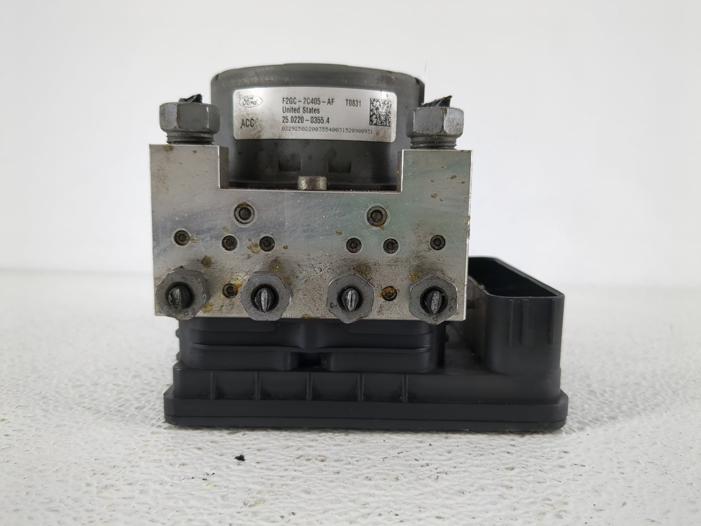 2015-2018 Ford Edge ABS Pump Control Module Replacement P/N:F2GC-2C405-AF Fits Fits 2015 2016 2017 2018 OEM Used Auto Parts 