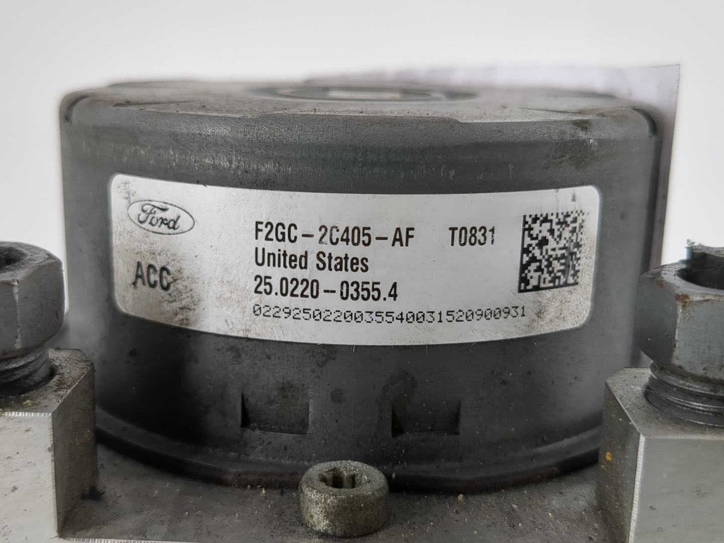 2015-2018 Ford Edge ABS Pump Control Module Replacement P/N:F2GC-2C405-AF Fits Fits 2015 2016 2017 2018 OEM Used Auto Parts 