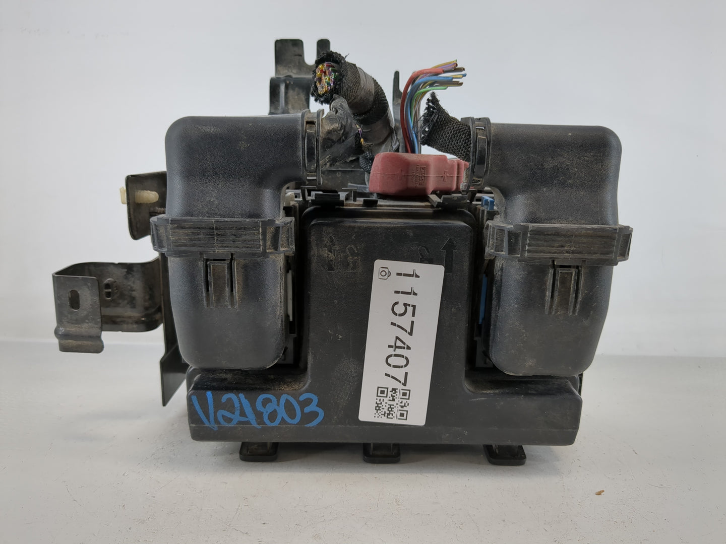 2015-2018 Ford Edge Fusebox Fuse Box Panel Relay Module P/N:G2GT-14A075 AA Fits Fits 2015 2016 2017 2018 OEM Used Auto Parts