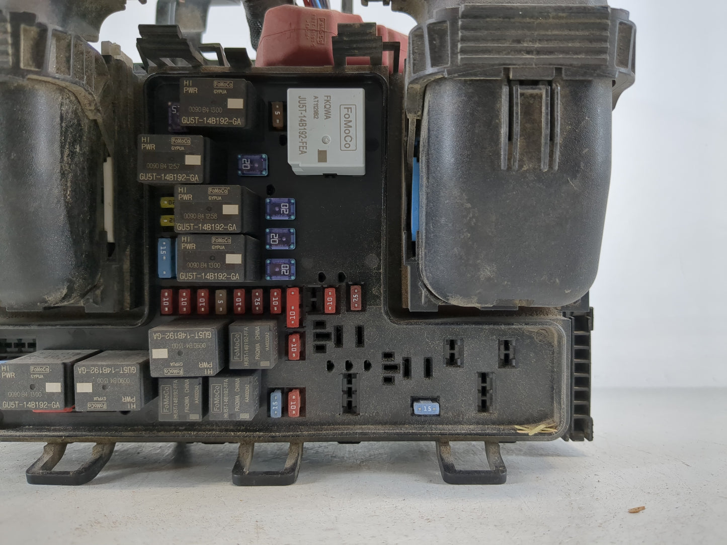 2015-2018 Ford Edge Fusebox Fuse Box Panel Relay Module P/N:G2GT-14A075 AA Fits Fits 2015 2016 2017 2018 OEM Used Auto Parts