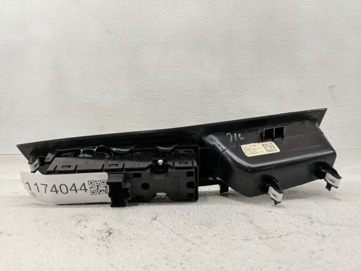 2015-2016 Ford Edge Master Power Window Switch Replacement Driver Side Left P/N:FT4B 14A564 Fits OEM Used Auto Parts - Oemus