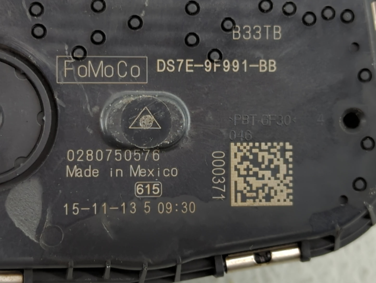 2015-2018 Ford Edge Throttle Body P/N:DS7E-9F991-BB Fits Fits 2014 2015 2016 2017 2018 2019 2020 2021 2022 OEM Used Auto Par