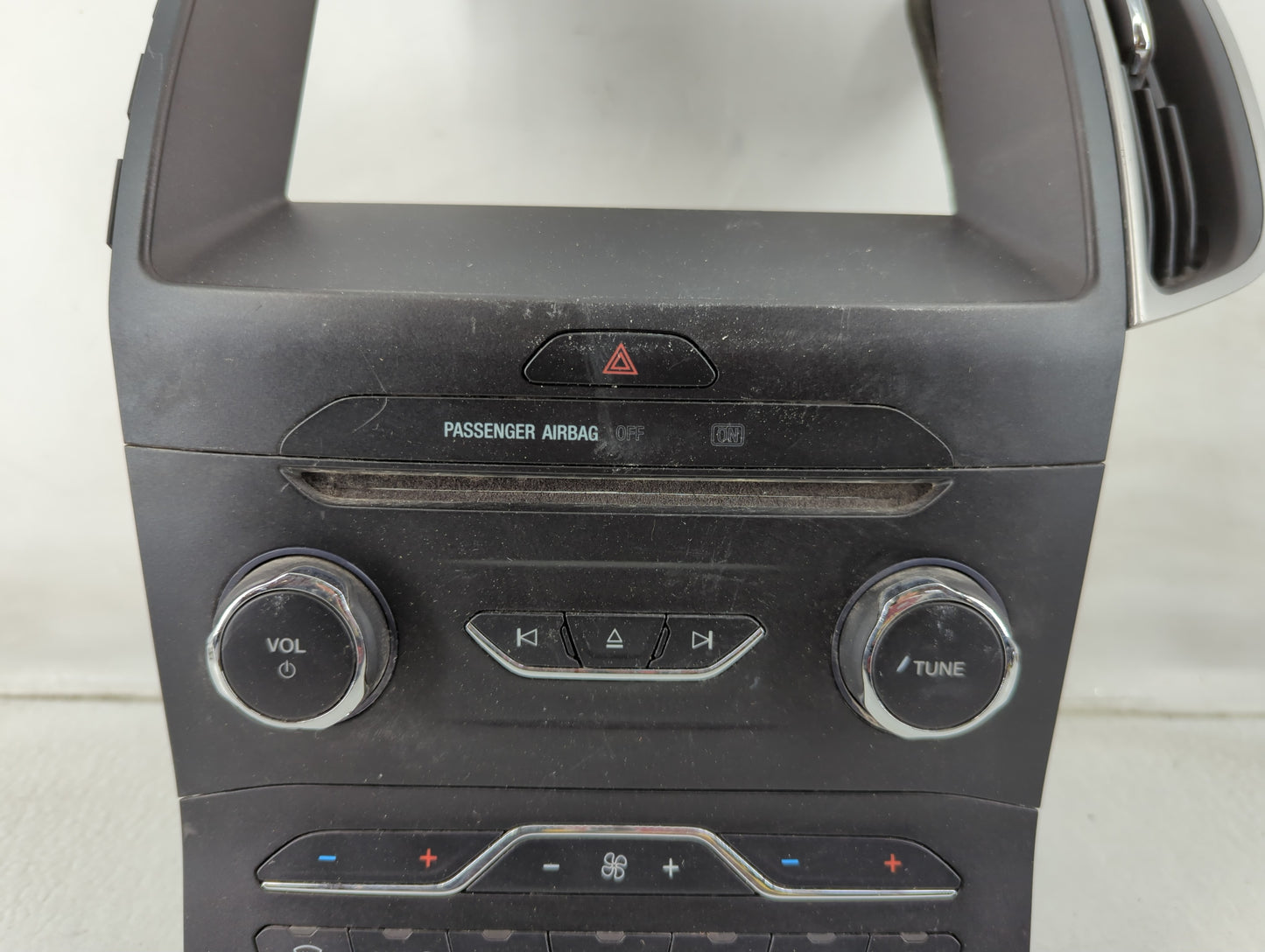 2015-2018 Ford Edge Radio Control Panel - Oemusedautoparts1.com