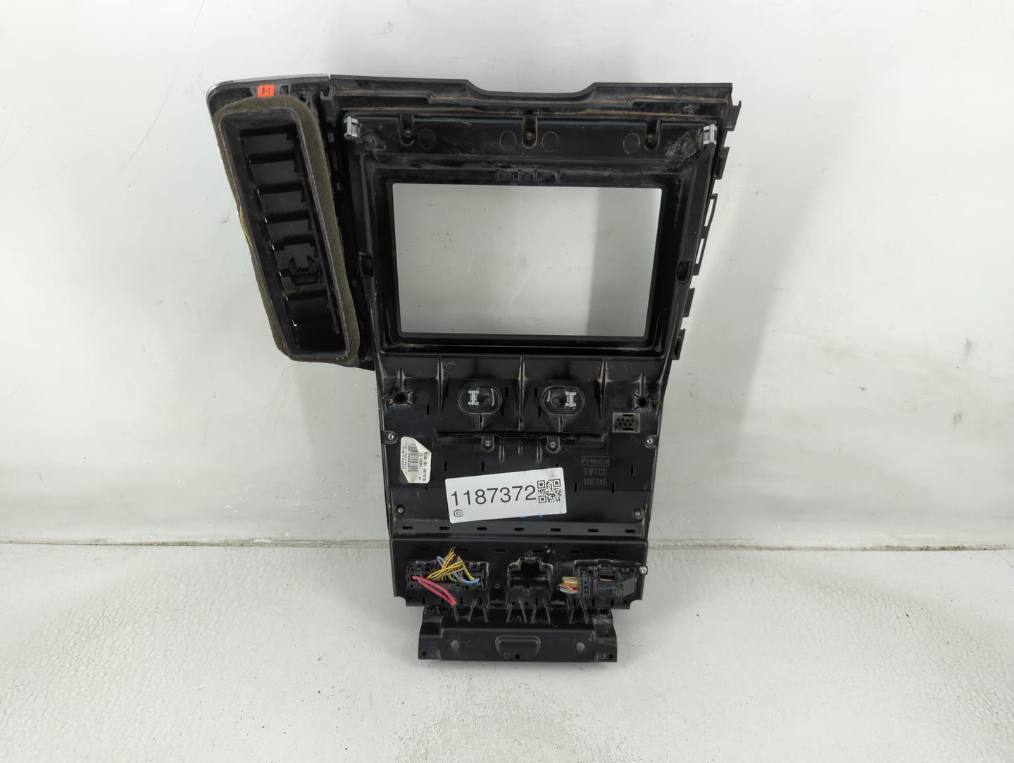 2015-2018 Ford Edge Radio Control Panel - Oemusedautoparts1.com