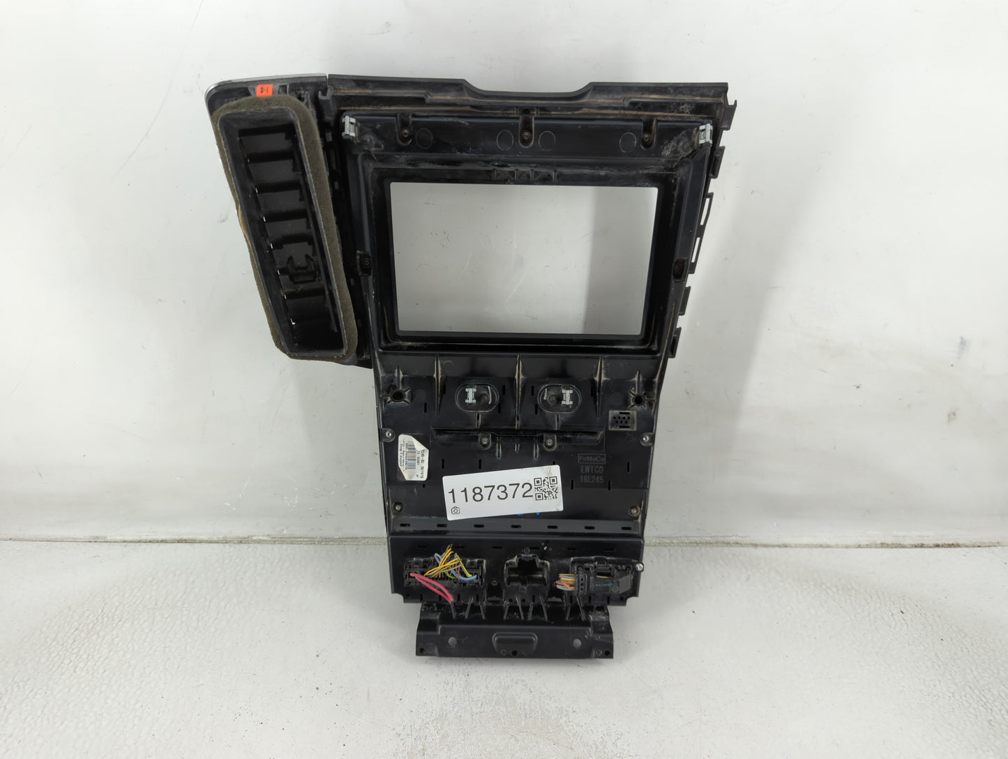 2015-2018 Ford Edge Radio Control Panel - Oemusedautoparts1.com