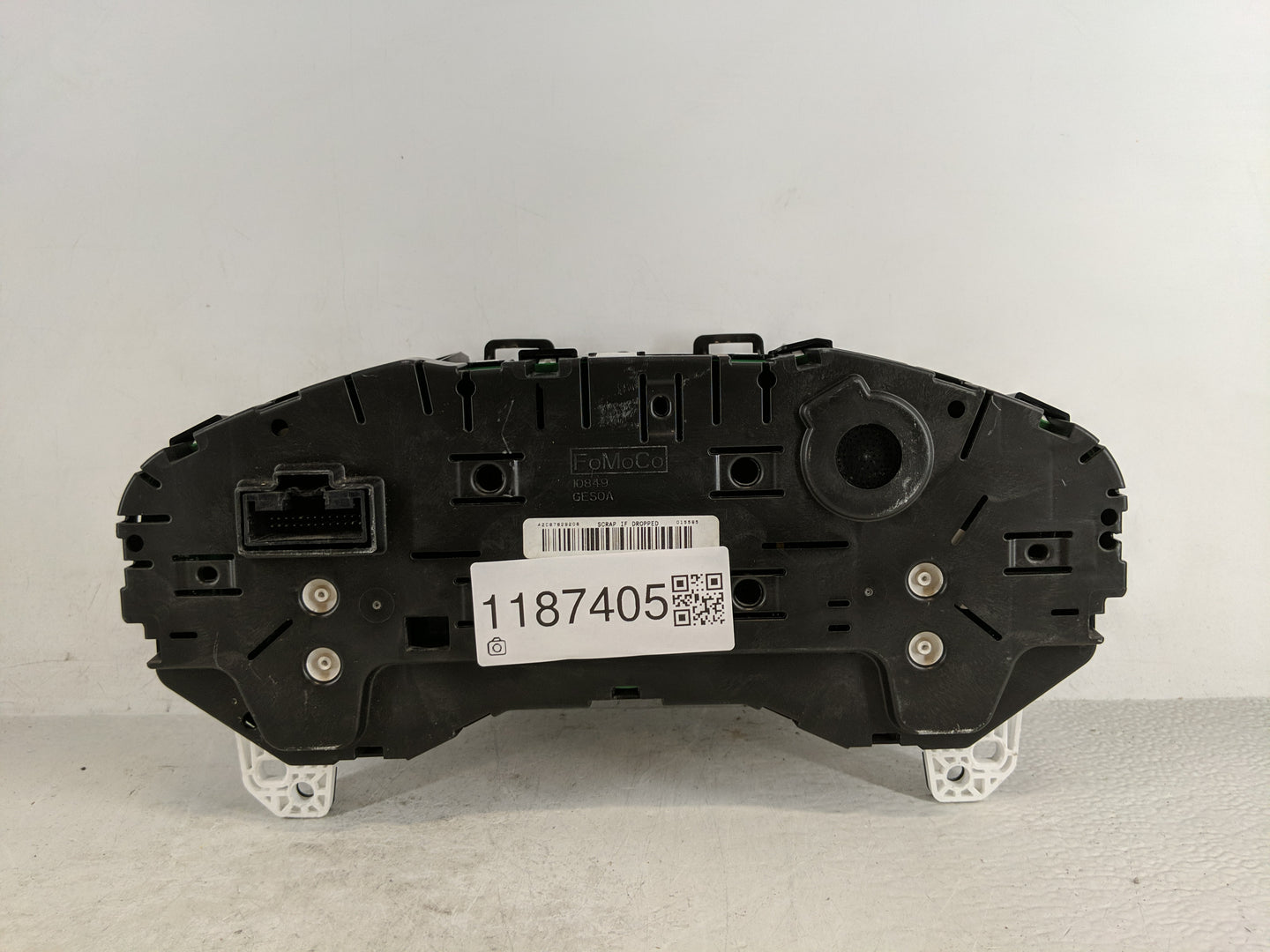 2015 Ford Edge Instrument Cluster Speedometer Gauges P/N:FT4T-10849-AG Fits OEM Used Auto Parts - Oemusedautoparts1.com