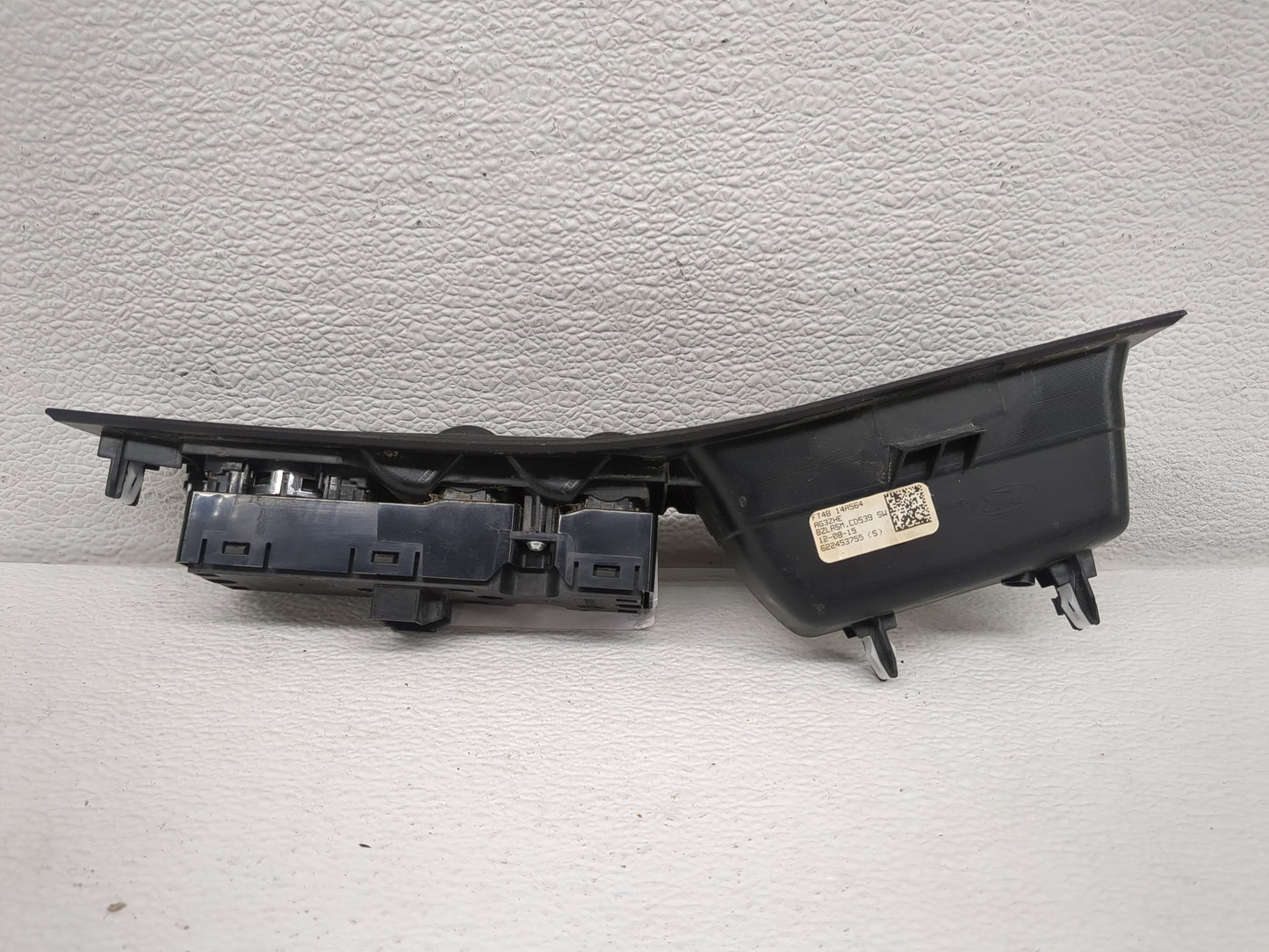 2015-2016 Ford Edge Master Power Window Switch Replacement Driver Side Left P/N:FT4B 14A564 Fits OEM Used Auto Parts - Oemus
