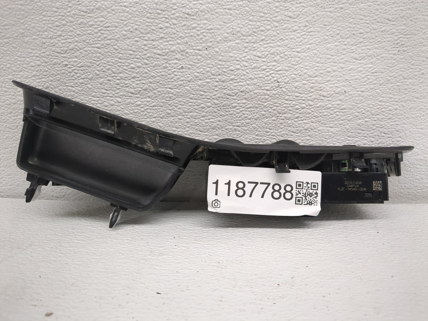 2015-2016 Ford Edge Master Power Window Switch Replacement Driver Side Left P/N:FT4B 14A564 Fits OEM Used Auto Parts - Oemus