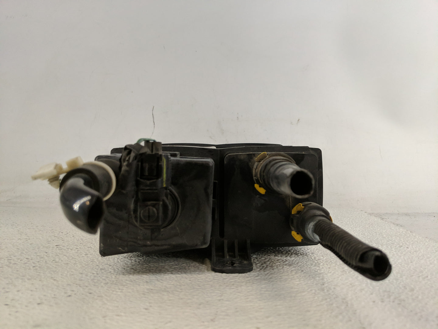 2015 Ford Edge Fuel Vapor Charcoal Canister - Oemusedautoparts1.com