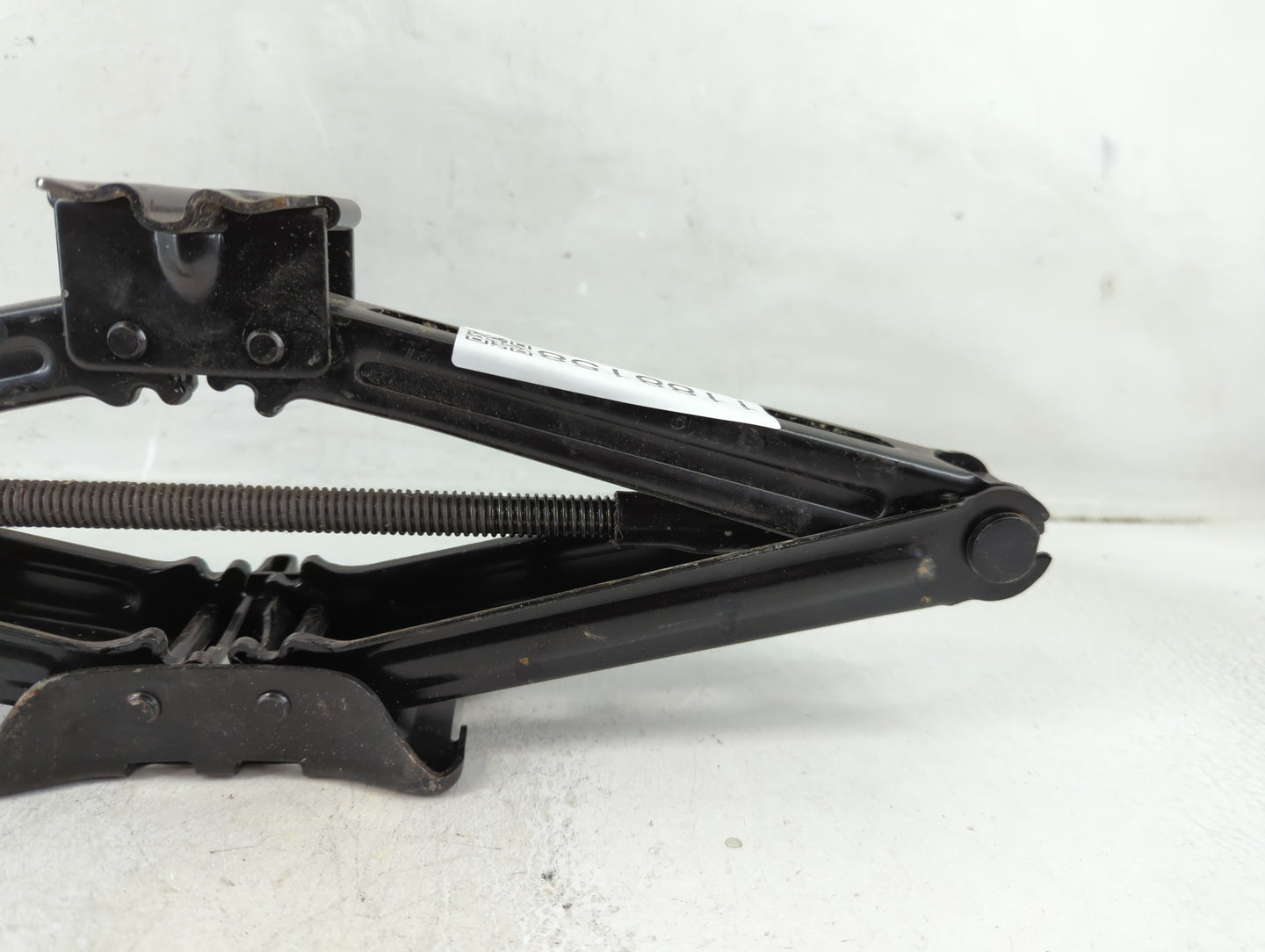 2015 Ford Edge Spare Scissor Car Jack - Oemusedautoparts1.com