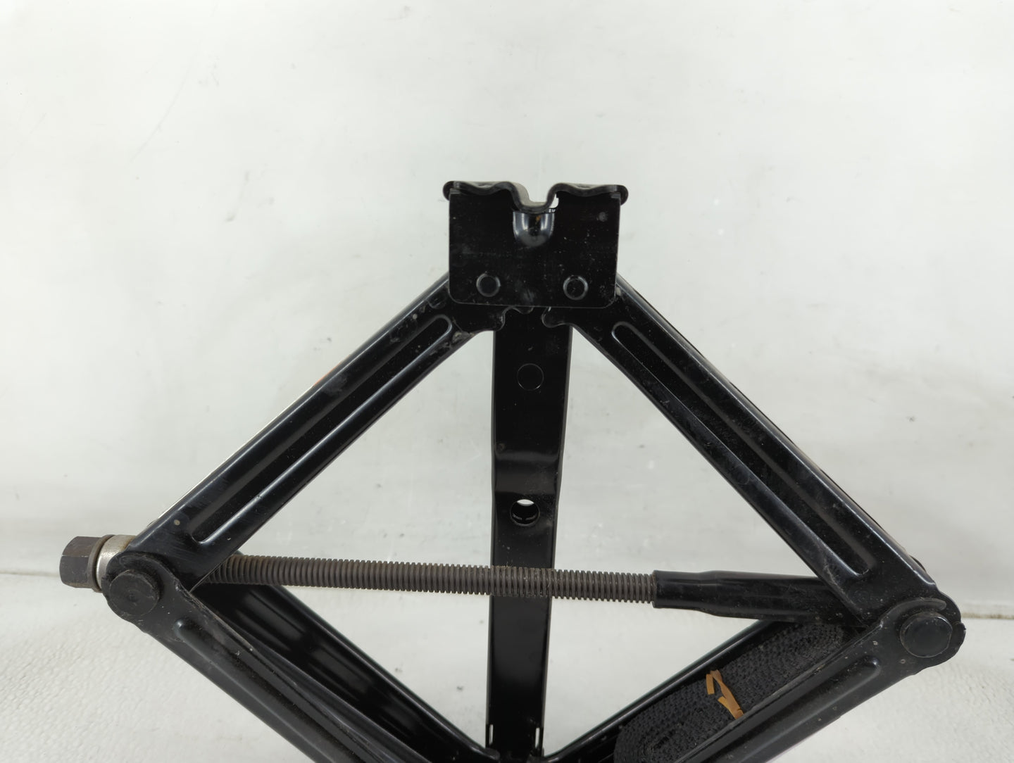 2015 Ford Edge Spare Scissor Car Jack - Oemusedautoparts1.com