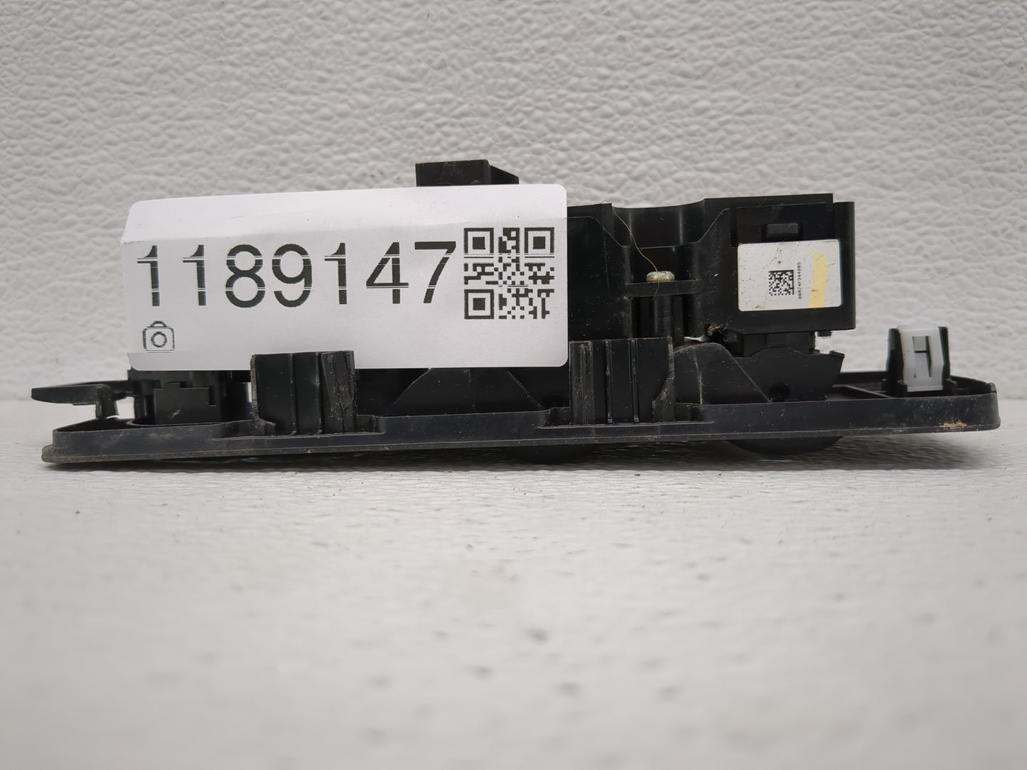 2015-2016 Ford Edge Master Power Window Switch Replacement Driver Side Left P/N:FT4B 14A564 Fits OEM Used Auto Parts - Oemus