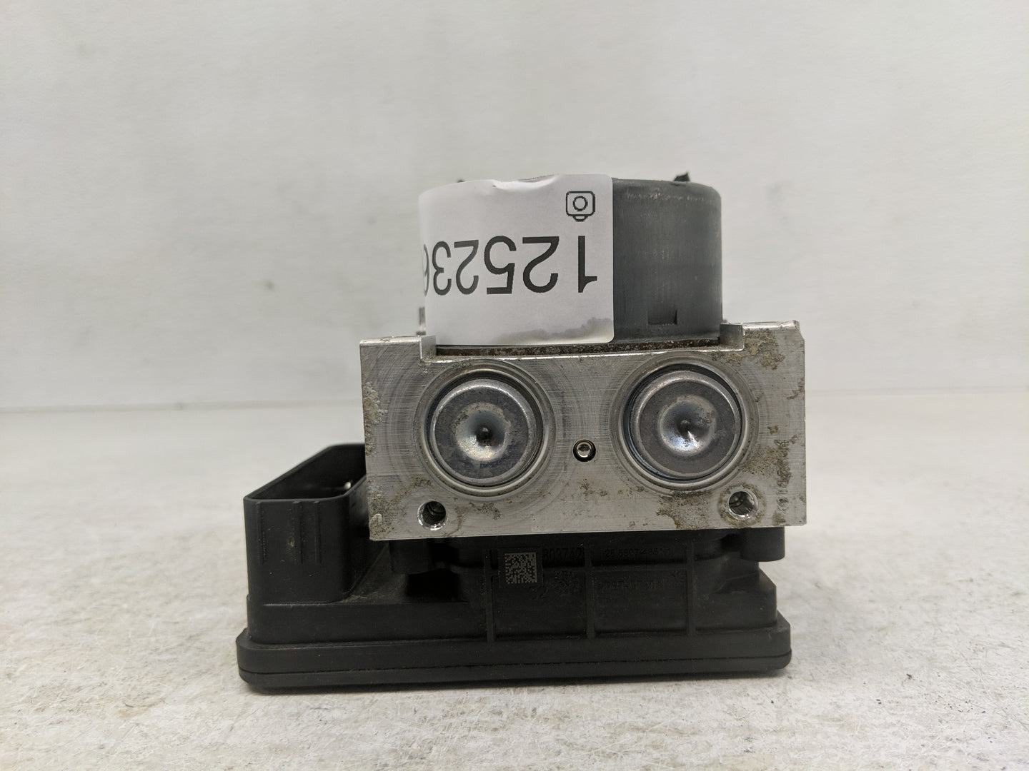 2015-2018 Ford Edge ABS Pump Control Module Replacement P/N:F2GC-2C405-BG Fits Fits 2015 2016 2017 2018 OEM Used Auto Parts 