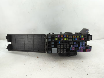 2015-2018 Ford Edge Fusebox Fuse Box Panel Relay Module P/N:BT4T-14A003-AA Fits Fits 2015 2016 2017 2018 OEM Used Auto Parts