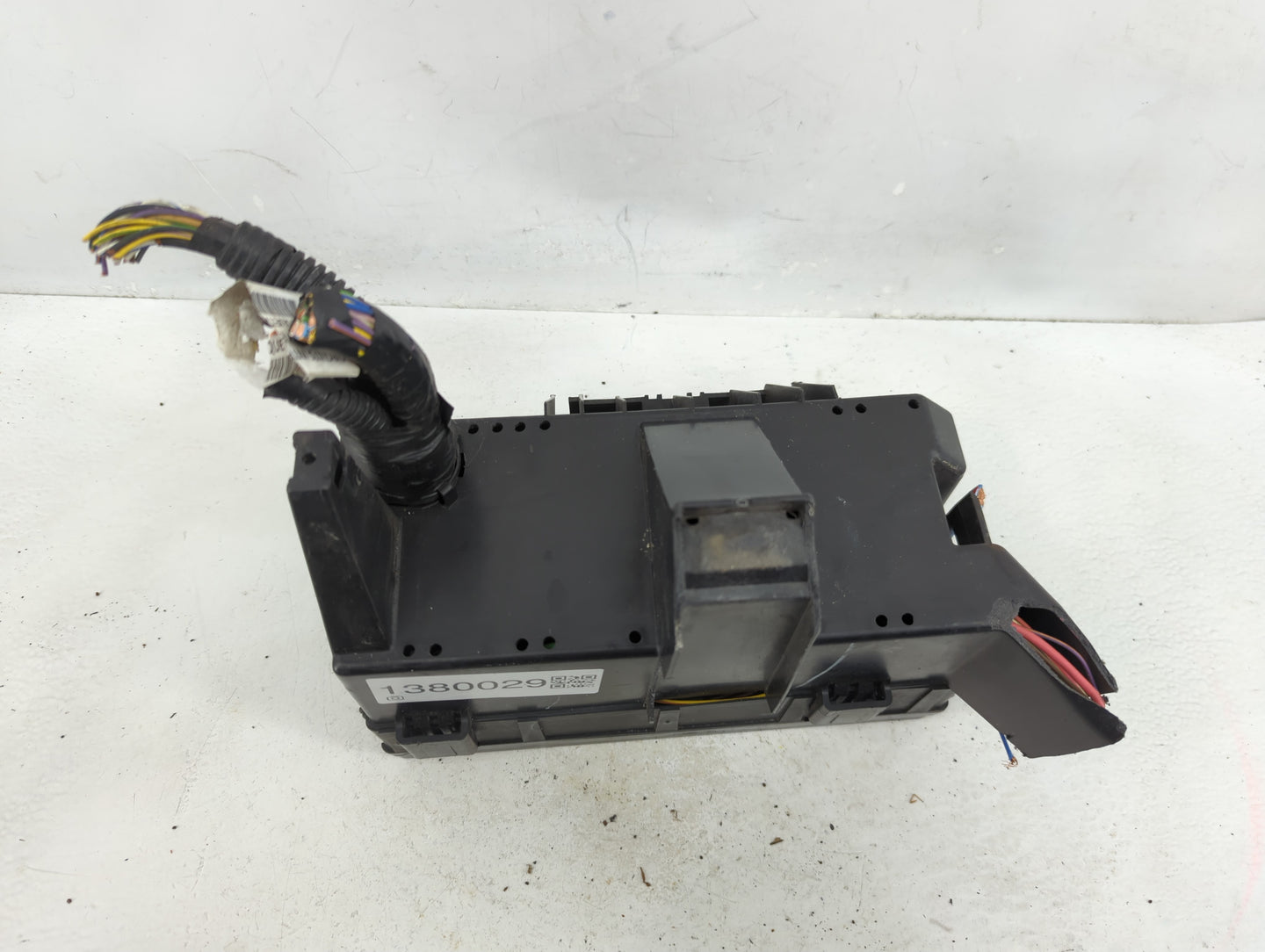 2015-2018 Ford Edge Fusebox Fuse Box Panel Relay Module P/N:BT4T-14A003-AA Fits Fits 2015 2016 2017 2018 OEM Used Auto Parts