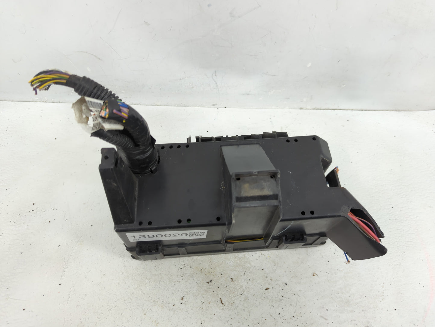 2015-2018 Ford Edge Fusebox Fuse Box Panel Relay Module P/N:BT4T-14A003-AA Fits Fits 2015 2016 2017 2018 OEM Used Auto Parts