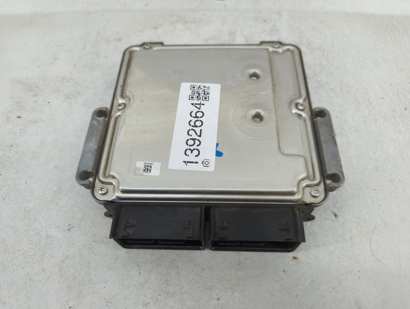 2015-2018 Ford Edge PCM Engine Control Computer ECU ECM PCU OEM P/N:F2GA-12A650-AEF 0 261 S14 985 Fits OEM Used Auto Parts -