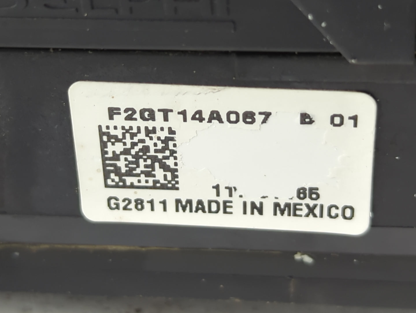 2015-2018 Ford Edge Fusebox Fuse Box Panel Relay Module P/N:F2GT14A067 Fits Fits 2015 2016 2017 2018 OEM Used Auto Parts - O